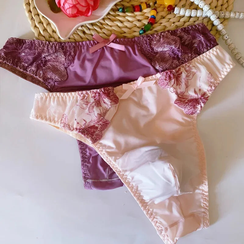 Man's Embroidered Lace Thong