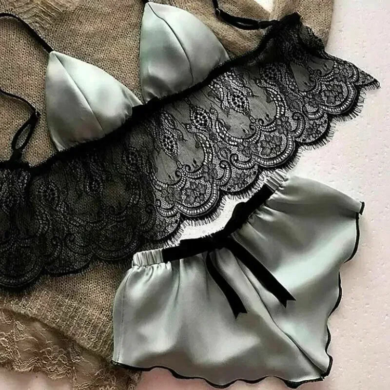 Women's Underwear Sexy Silk Satin Lingerie Pajamas Crop Tops Bralette&Panty Sets Soft Wear for Girls Tops Briefs Lace Suit