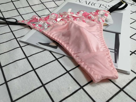 Man's Pink Lace Embroidery Briefs