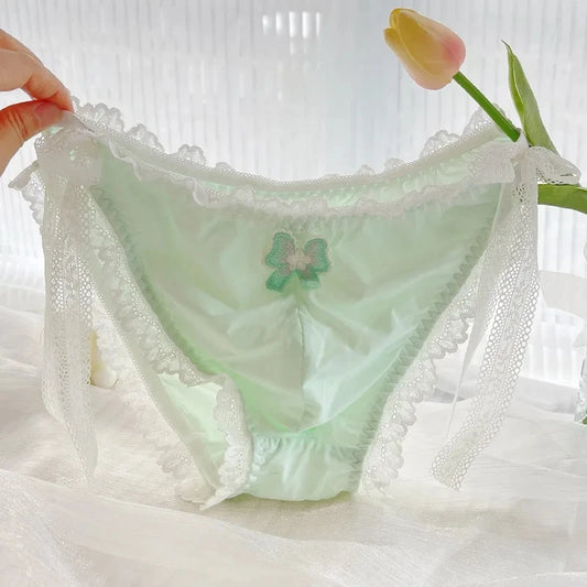Man's Lace Hem Butterfly Embroid