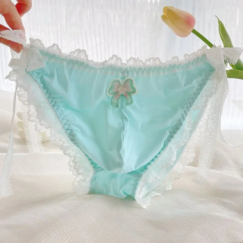 Man's Lace Hem Butterfly Embroid