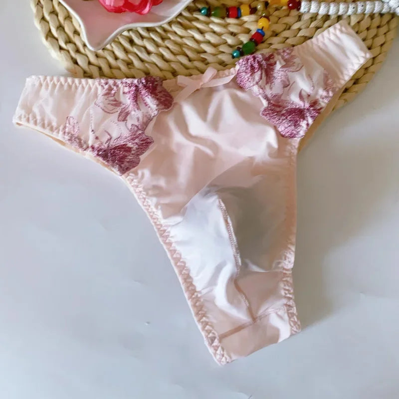 Man's Embroidered Lace Thong